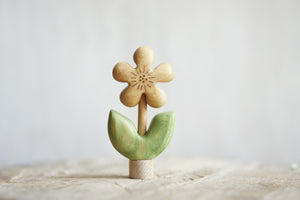 Wooden Chamomile Flower Ornament