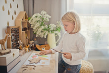 Load image into Gallery viewer, Wooden Leaf Puzzle
